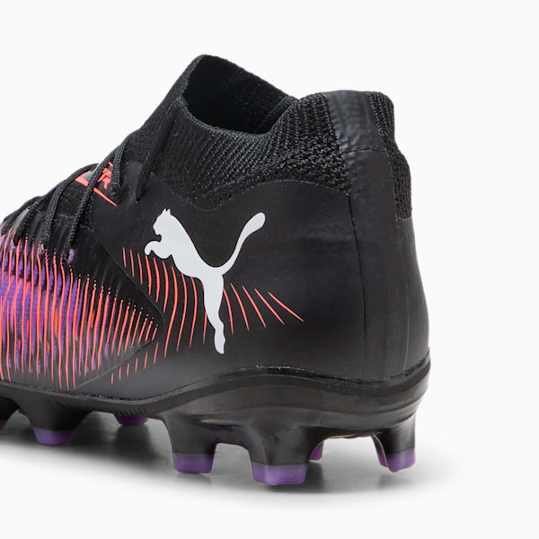 Chaussures de soccer à crampons pour terrain ferme/terrain artificiel FUTURE 8 PRO Enfant et adolescent, PUMA Black-PUMA White-Glowing Red, extralarge